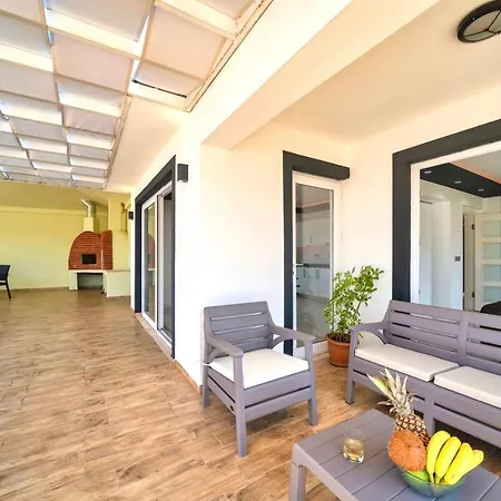 Fethiye'De Muestakil Yuezme Havuzlu 3 Yatak Odali Villa Ali Bey فيلة *