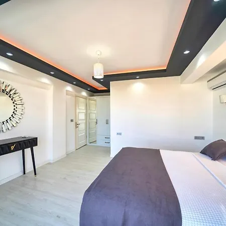 فيلة Fethiye'De Muestakil Yuezme Havuzlu 3 Yatak Odali Villa Ali Bey *