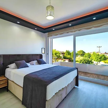 Fethiye'De Muestakil Yuezme Havuzlu 3 Yatak Odali Villa Ali Bey فيلة